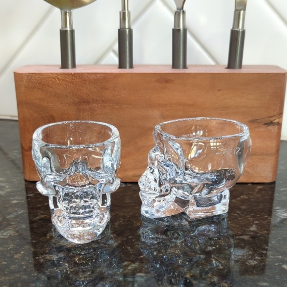 Crystal Head Vodka Skull Shot Glass Set Of 2 - Picture 1 of 3